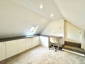 Photo 6- click for photo gallery